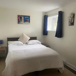 One Bedroom In Clayton Park Halifax