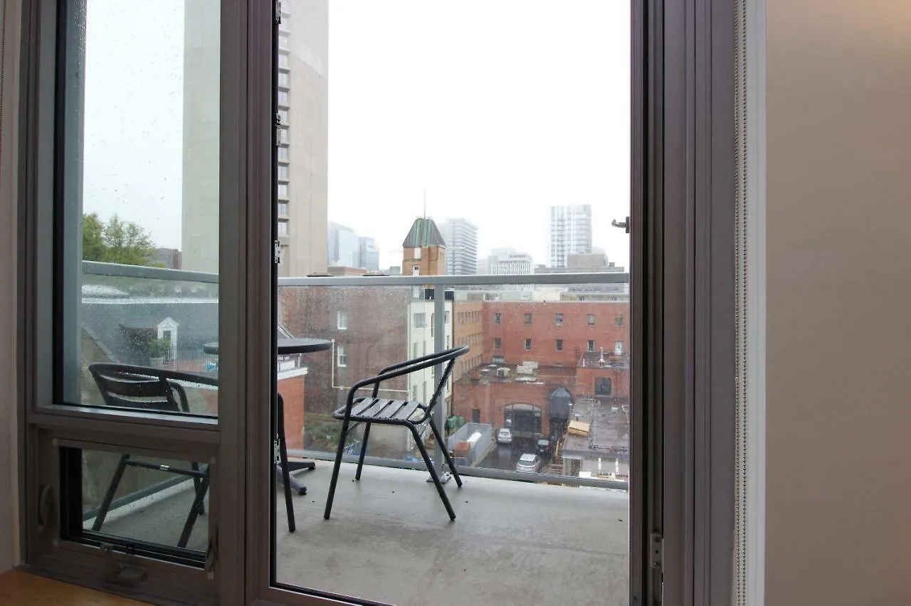 Moore Suites - The Alexander Halifax Apartment