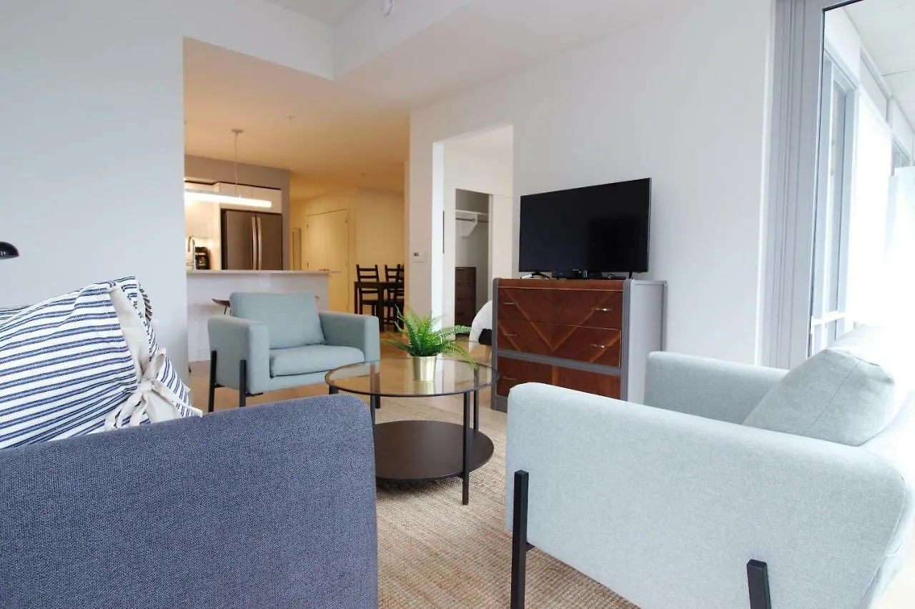 Moore Suites - The Alexander Halifax Apartment