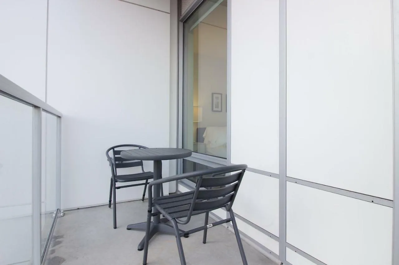 Moore Suites - The Alexander Halifax Apartment