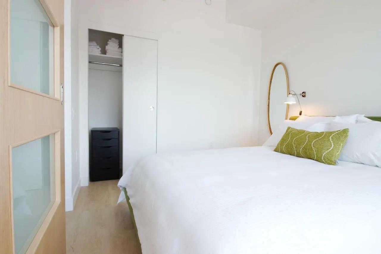 Moore Suites - The Alexander Halifax
