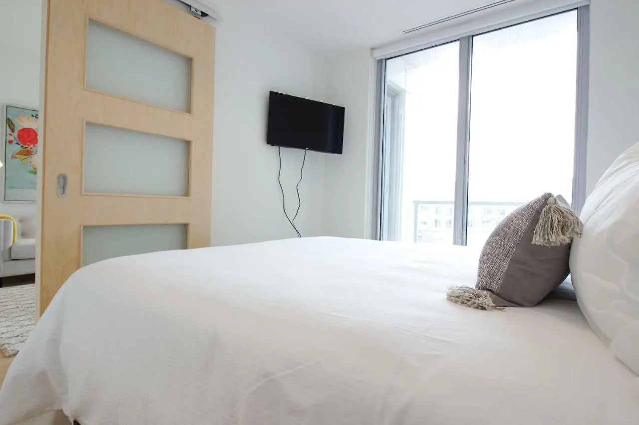 Apartment Moore Suites - The Alexander Halifax Canada