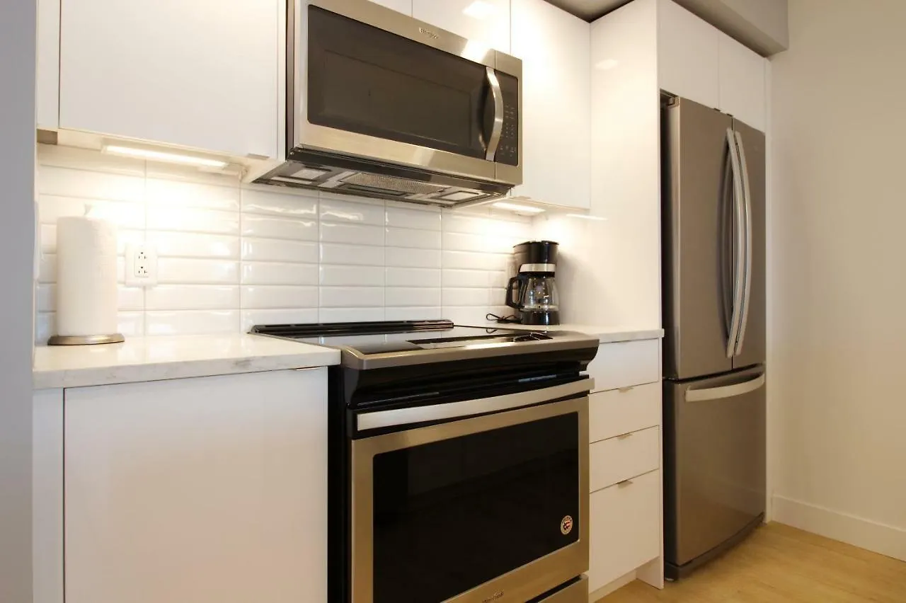 Moore Suites - The Alexander Halifax